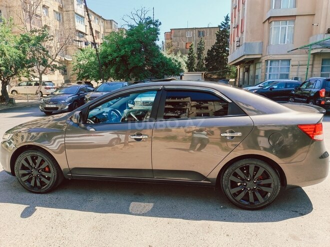 Kia Cerato-2