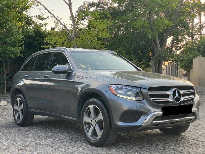 Mercedes GLC 300 4MATIC-2
