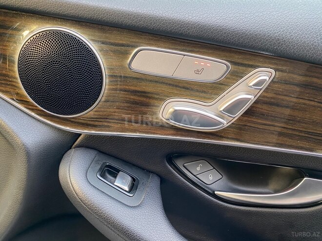 Mercedes GLC 300 4MATIC-14