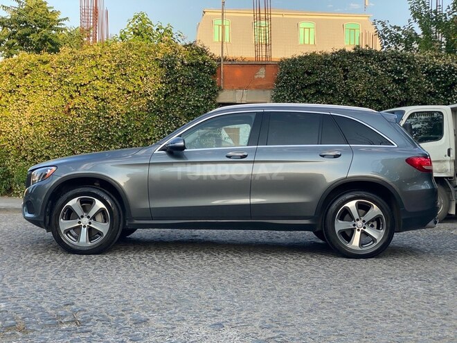 Mercedes GLC 300 4MATIC-6