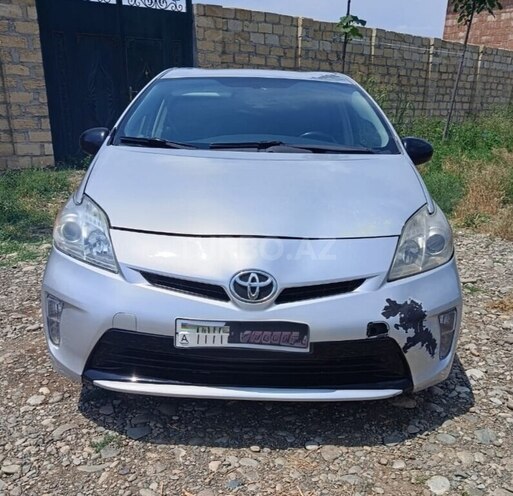 Toyota Prius-1