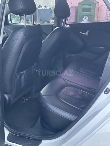 Hyundai Tucson-13