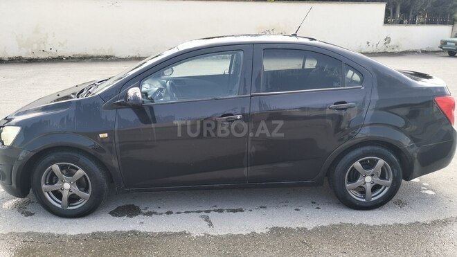 Chevrolet Aveo-7