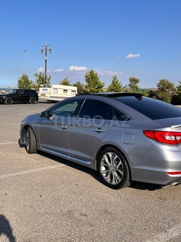 Hyundai Sonata-6