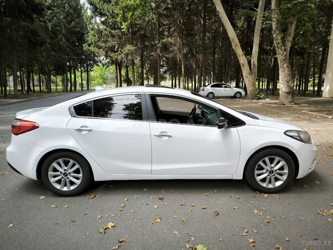 Kia Cerato-4