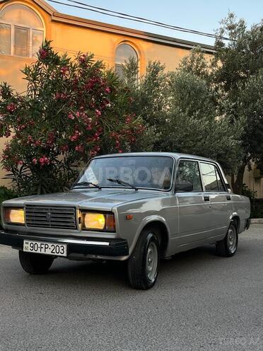 LADA (VAZ) 2107-1