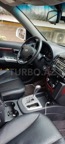 Hyundai Santa Fe-4