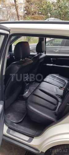 Hyundai Santa Fe-6