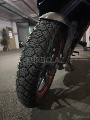 Bajaj Pulsar RS 200-7