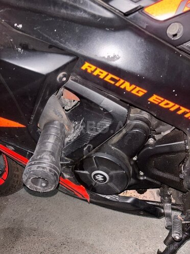 Bajaj Pulsar RS 200-9