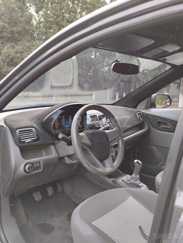 Chevrolet Cobalt-10