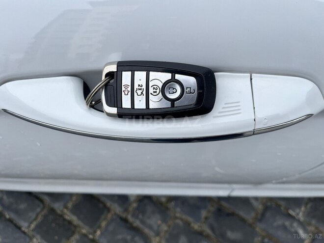 Ford Fusion (North America)-8