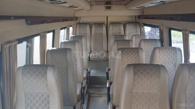 Dodge Sprinter-8