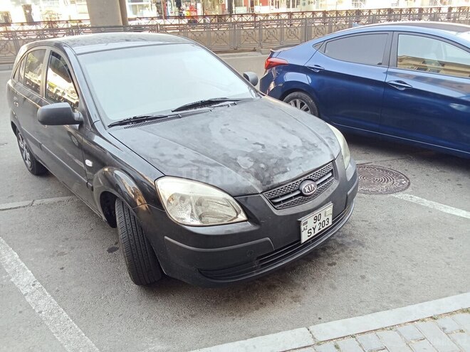 Kia Rio-1