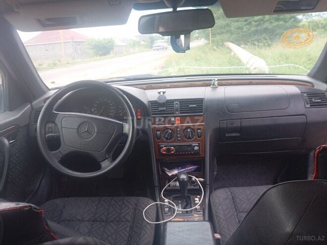 Mercedes C 180-8
