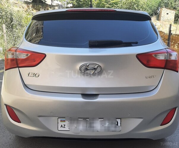 Hyundai i30-2