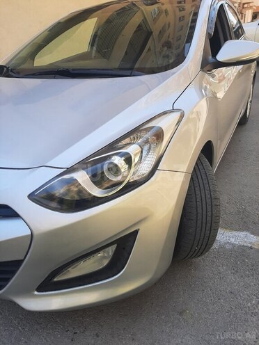 Hyundai i30-5