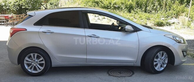 Hyundai i30-16