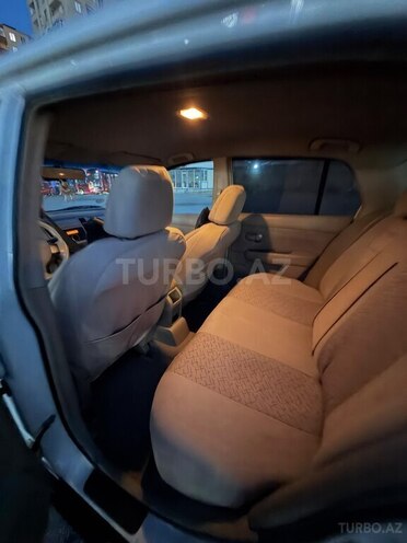 Nissan Tiida-9