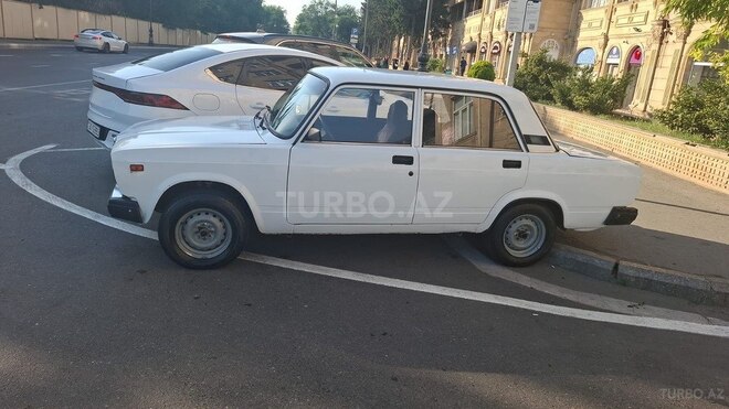 LADA (VAZ) 2107-6
