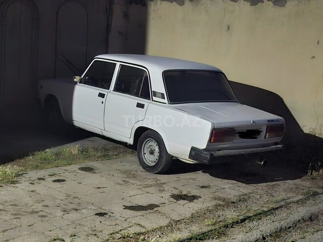LADA (VAZ) 2107-4
