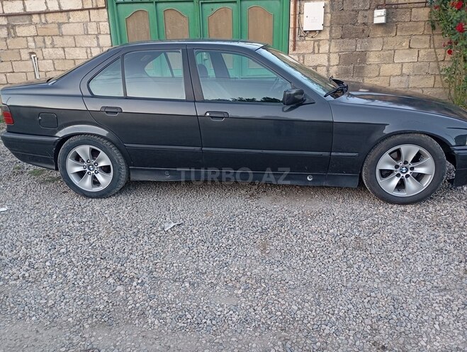 BMW 318-5