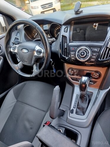 Ford Focus-4