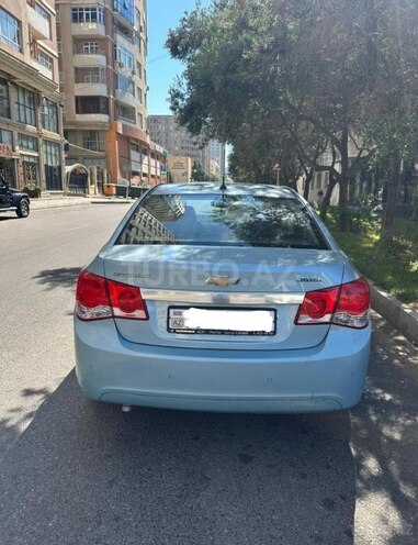 Chevrolet Cruze-2