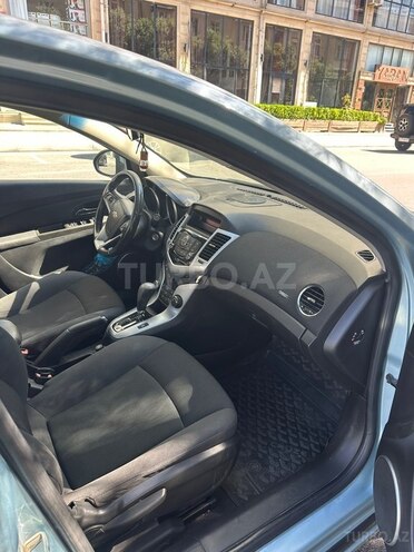 Chevrolet Cruze-6