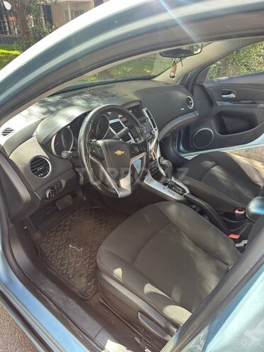 Chevrolet Cruze-5