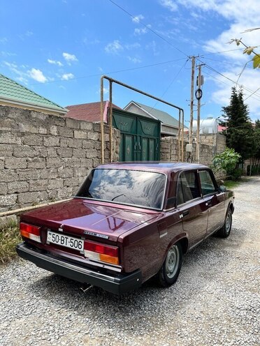 LADA (VAZ) 2107-2