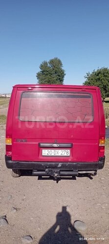Ford Transit-4