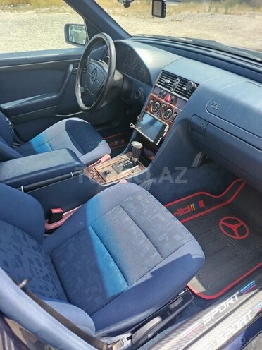 Mercedes C 180-6
