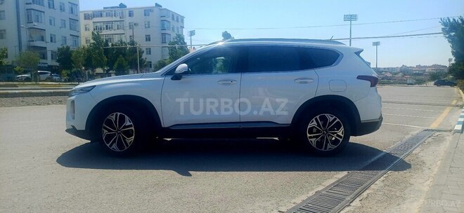 Hyundai Santa Fe-4