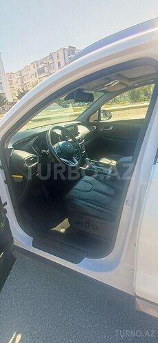 Hyundai Santa Fe-10