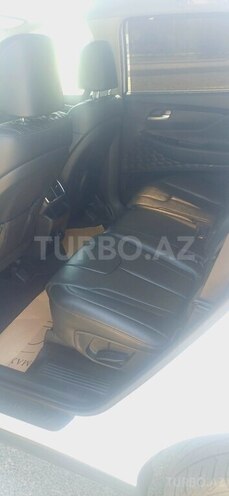 Hyundai Santa Fe-12