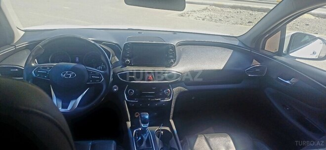 Hyundai Santa Fe-11