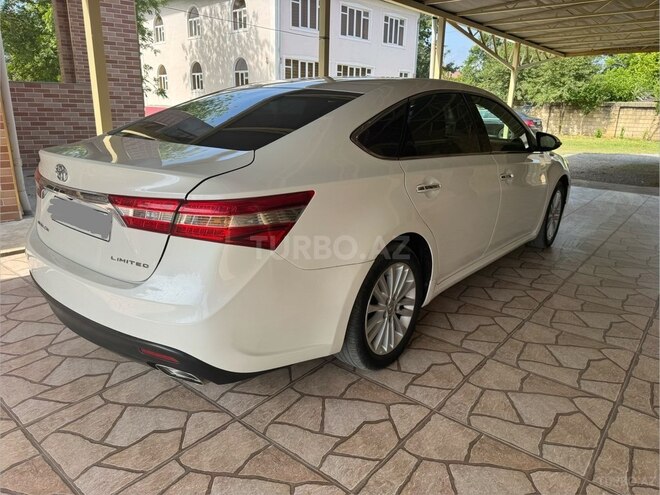 Toyota Avalon-8