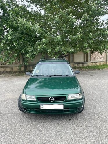 Opel Astra-1