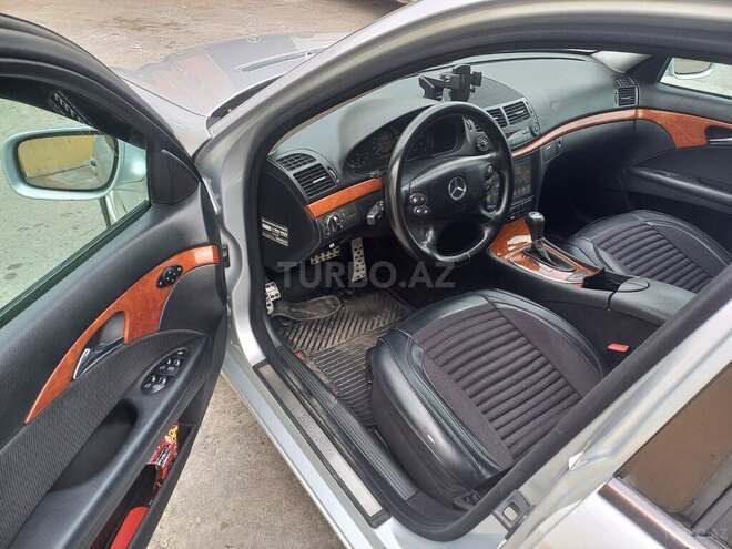 Mercedes E 220-9