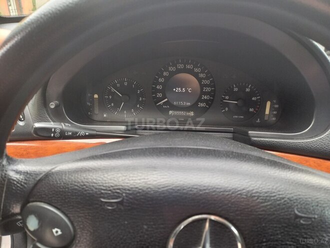 Mercedes E 220-14