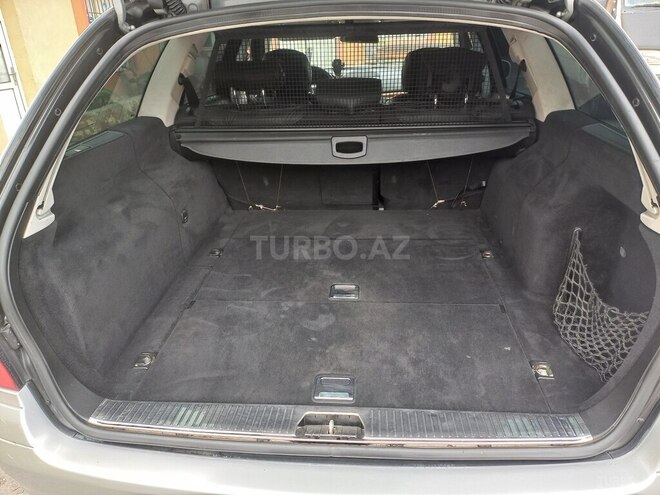 Mercedes E 220-16