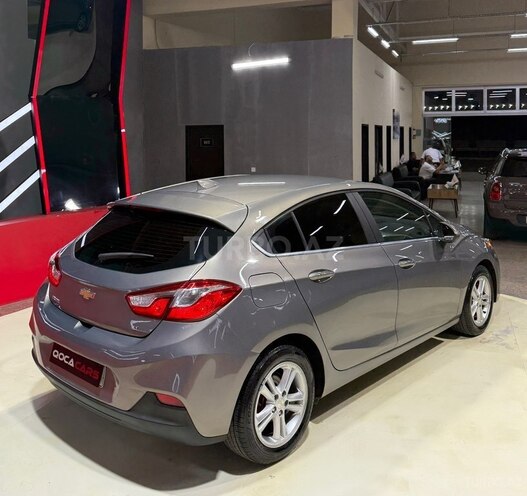 Chevrolet Cruze-8