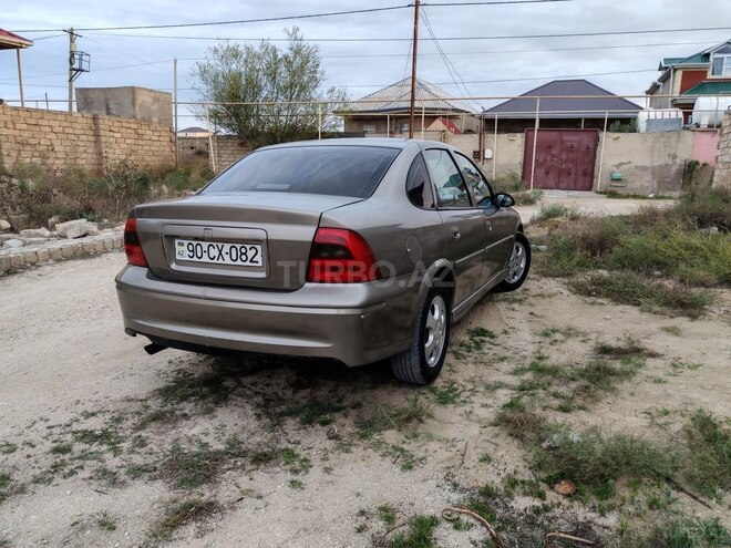 Opel Vectra-5