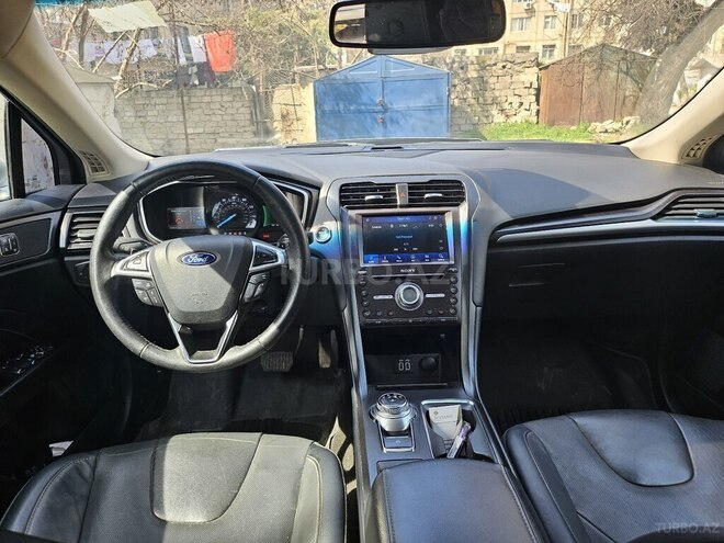 Ford Fusion (North America)-8
