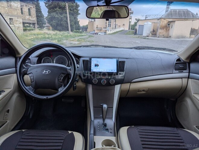 Hyundai Sonata-9
