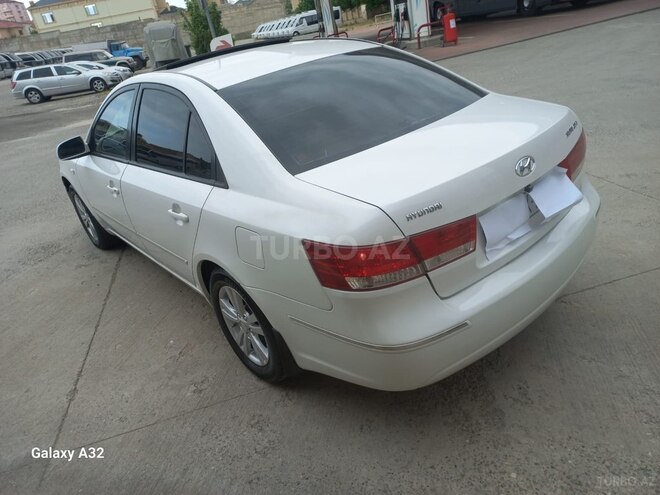 Hyundai Sonata-6