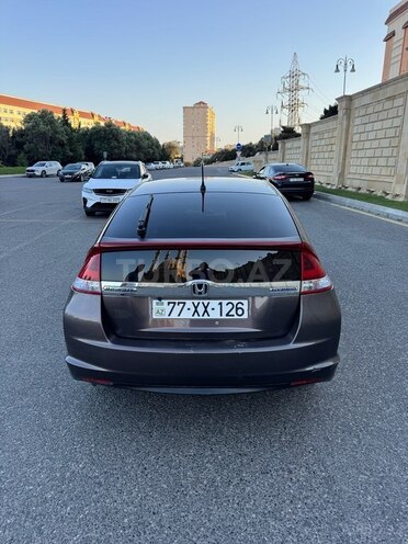 Honda Insight-2