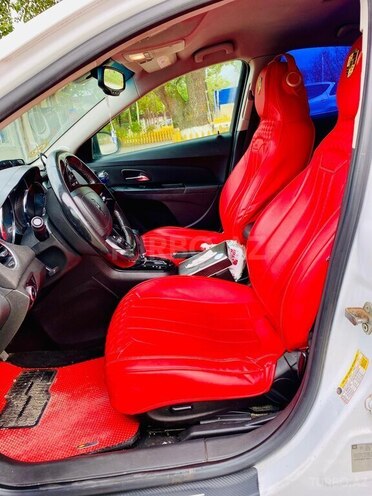 Chevrolet Cruze-5