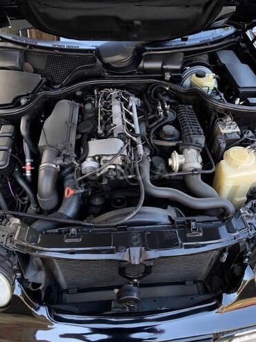 Mercedes E 220-8